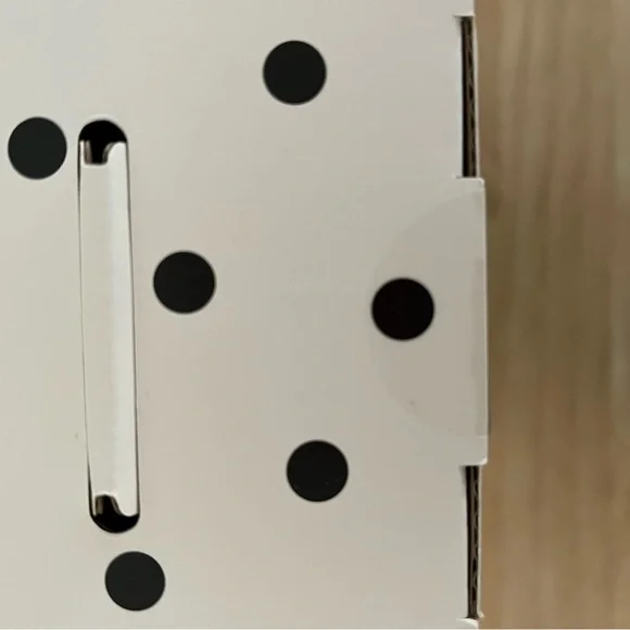 NWT Kate Spade New York Target Exclusive Polka Dot Portable Bluetooth Speaker - Picture 11 of 12